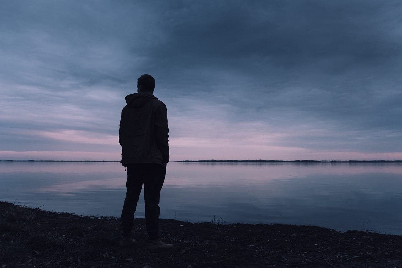 La Soledad en Parejas: ¿Por Qué Algunos se Sienten Solos a Pesar de No Estarlo? La Soledad en Parejas: ¿Por Qué Algunos se Sienten Solos a Pesar de No Estarlo?